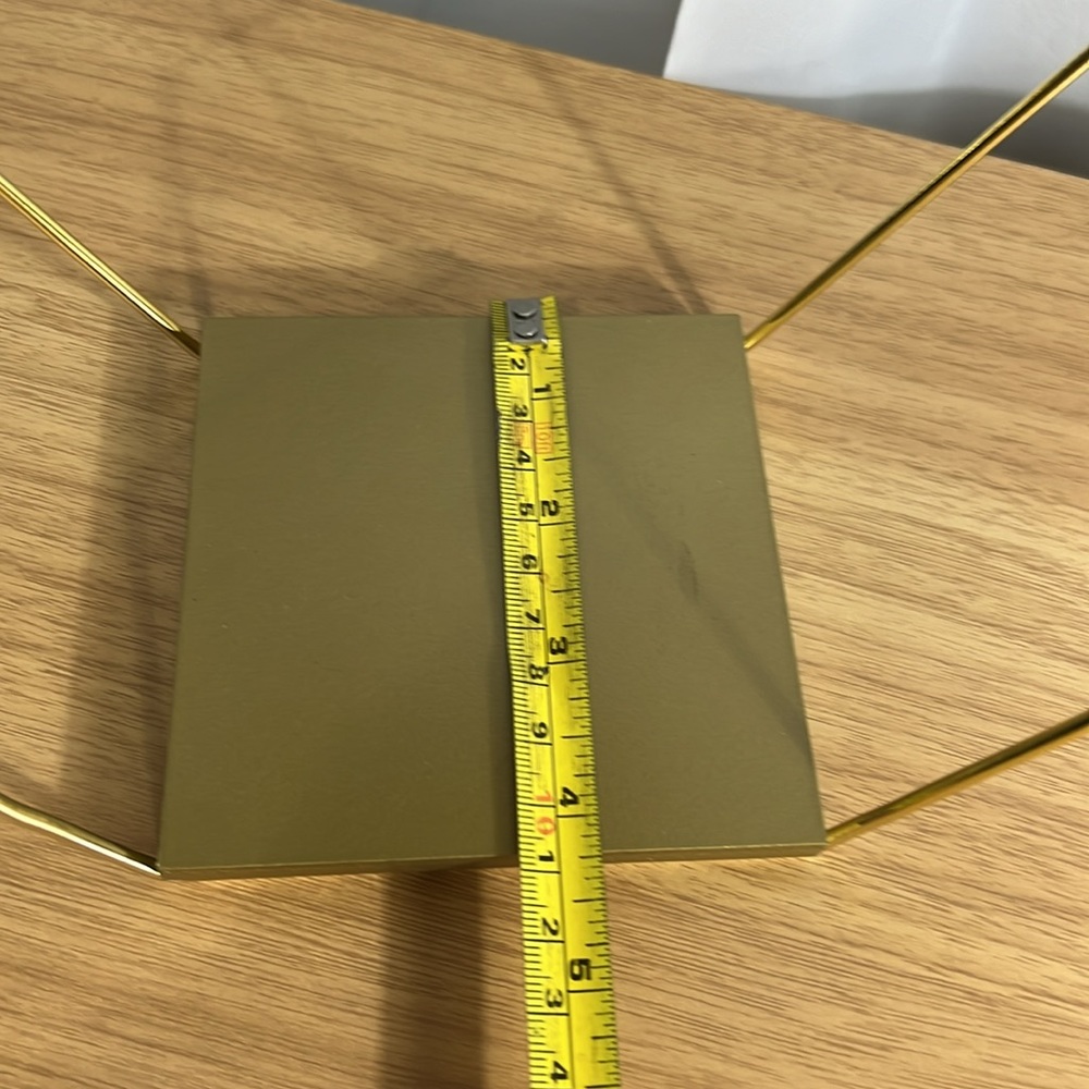 Hexagon Display Shelf - Picture 6 of 6
